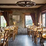 Hotel De La Lesse 3*