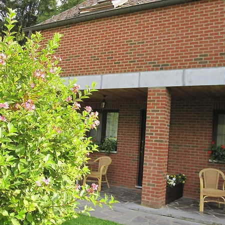 De La Lesse Hotel Celles (Namur)