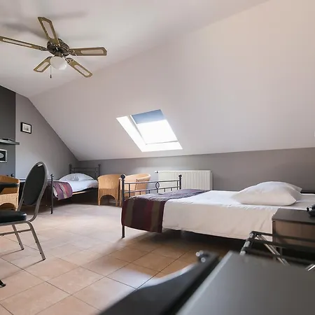 Hotel De La Lesse
