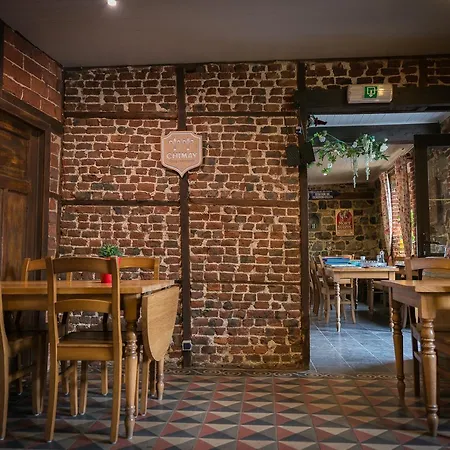 De La Lesse 3* Celles (Namur)